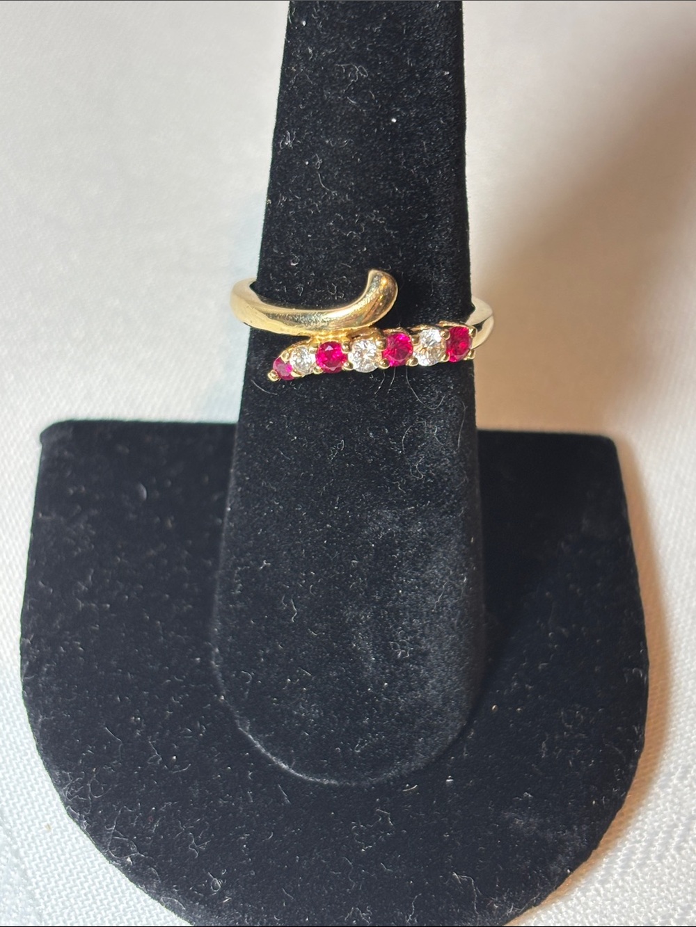 14k Band Ring with Red and Clear Stones